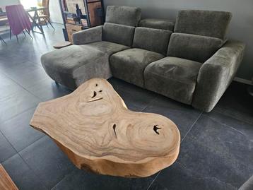 Salontafel beschikbaar voor biedingen