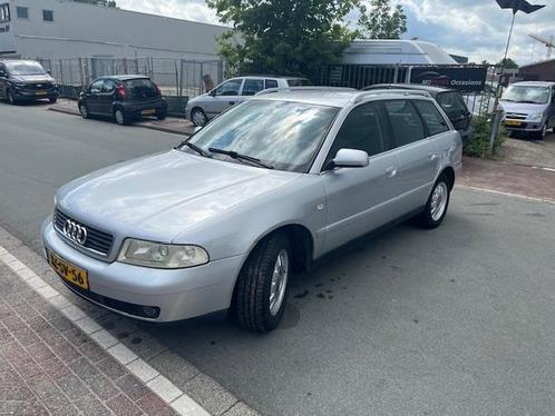 Audi A4 Avant 2.4 V6 Advance! Nette auto! Airco! Trekhaak!, Auto's, Audi, Bedrijf, Te koop, A4, ABS, Airbags, Airconditioning
