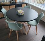 Zwarte ronde eettafel met 4 mintgroene stoelen, Ophalen, Gebruikt, Metaal