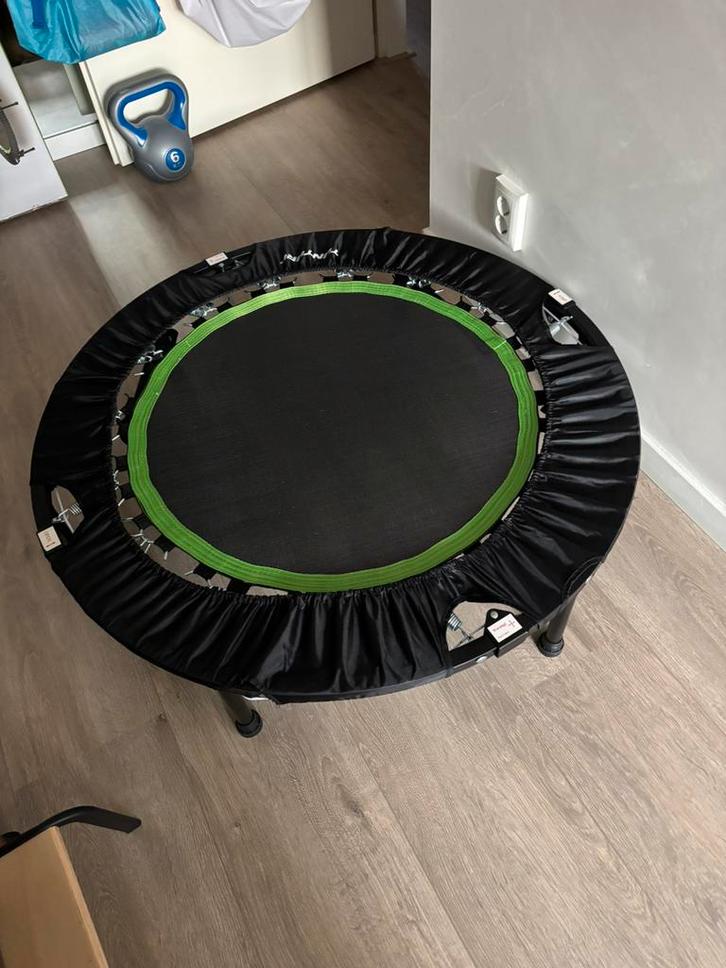 Mini trampoline zgan DOE EEN BOD!!!!, Kinderen en Baby's, Speelgoed | Buiten | Trampolines, Zo goed als nieuw, Ophalen