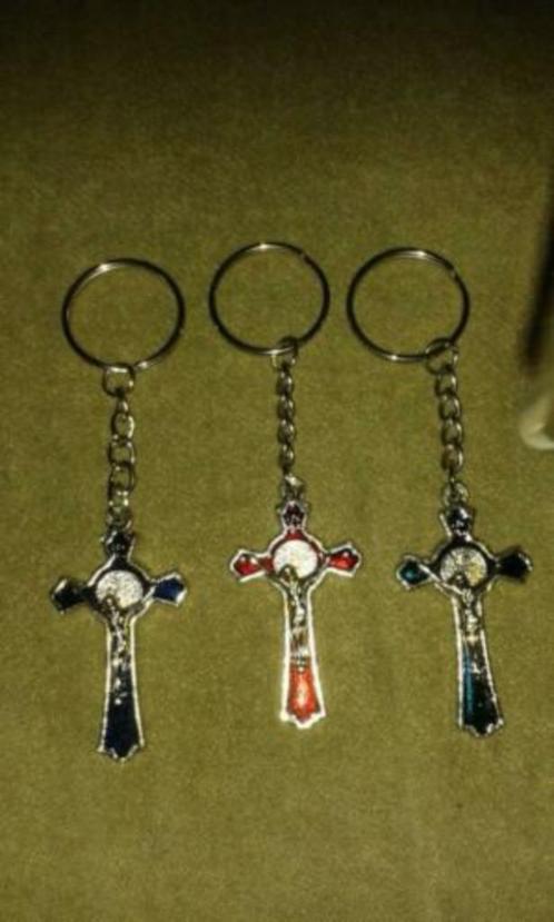 Religieuze sleutelhangers, Antiek en Kunst, Antiek | Religie, Ophalen