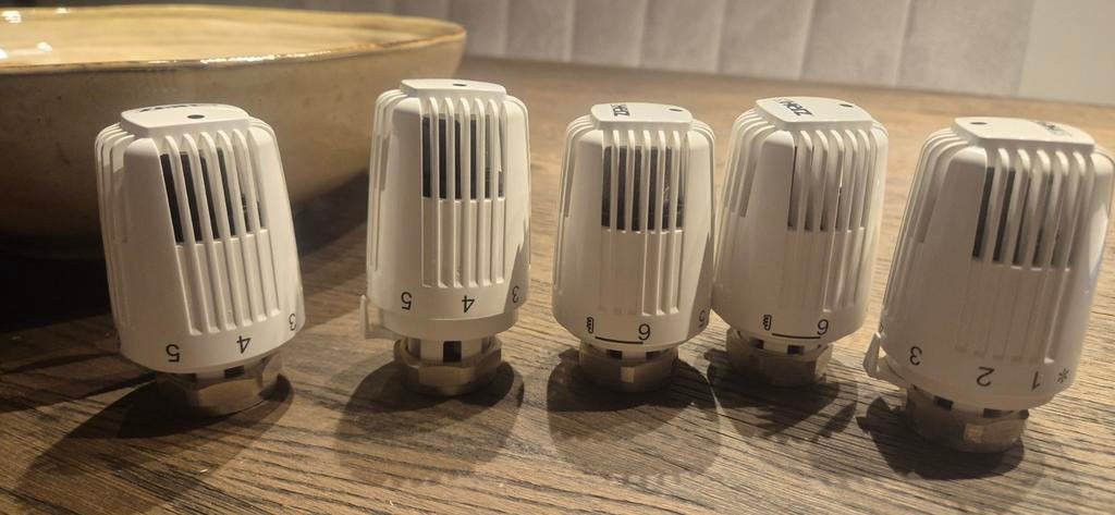 Herz thermostatisch regelelement met ingebouwde voeler, Ophalen of Verzenden