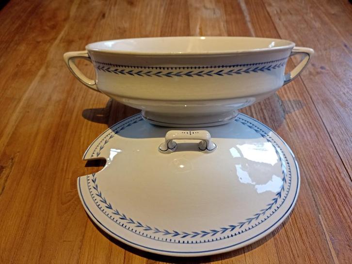 oude dekschaal Villeroy en Boch voor Feestdagen, Antiek en Kunst, Antiek | Servies los, Ophalen of Verzenden