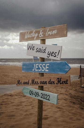 Bruiloft Signs / Bruiloft Wegwijzers / Bruiloft decoratie beschikbaar voor biedingen