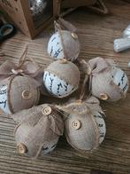 Kerstballen Landelijk, Ophalen of Verzenden, Zo goed als nieuw