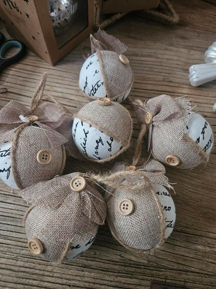 Kerstballen Landelijk, Diversen, Kerst, Zo goed als nieuw, Ophalen of Verzenden