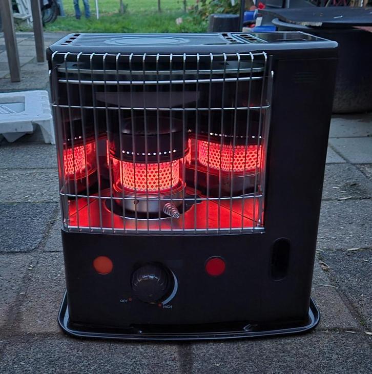 petroleumkacheltje tectro, inclusief  vol vat (60 liter), Huis en Inrichting, Kachels, Gebruikt, Petroleumkachel, Overige brandstoffen