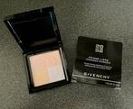 Givenchy Prisme Libre Pressed Powder., Ophalen of Verzenden, Zo goed als nieuw, Gehele gezicht