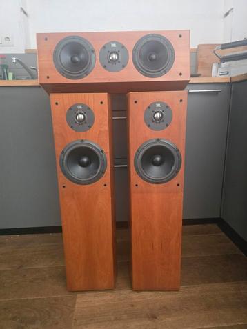 Jbl xti 40 + xti 10 centerspeaker  beschikbaar voor biedingen