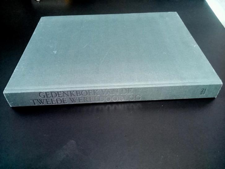 Gedenkboek van de Tweede Wereldoorlog (zonder stofkaft), Boeken, Oorlog en Militair, Zo goed als nieuw, Ophalen of Verzenden