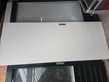 Nieuwe binnendeuren.  beschikbaar voor biedingen