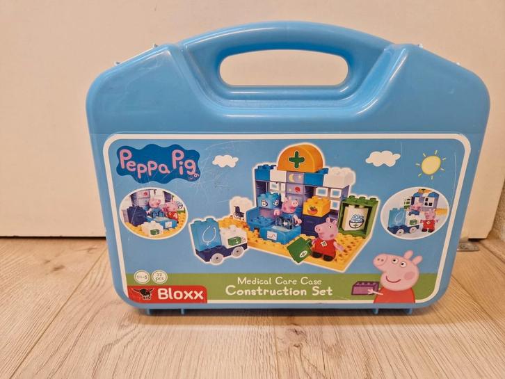 Peppa Pig Bloxx Medische Set, Kinderen en Baby's, Speelgoed | Bouwstenen, Zo goed als nieuw, Ophalen