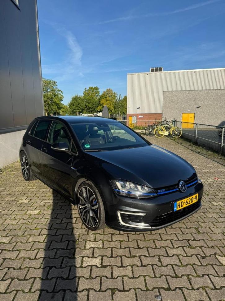 Volkswagen Golf GTE 2015 1.4 TSI Phev 204pk 5D Midnight Grey, Auto's, Volkswagen, Particulier, Golf, ABS, Achteruitrijcamera, Adaptieve lichten