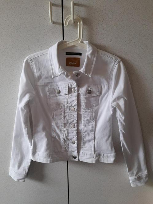 Wit jeansjack Only zgan!, Kleding | Dames, Jasjes, Kostuums en Pakken, Zo goed als nieuw, Jasje, Maat 34 (XS) of kleiner, Wit