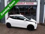 Toyota Aygo 1.0 VVT-i x-play AIRCO,LED,CAMERA,NIEUWE APK ! ", Auto's, Toyota, Voorwielaandrijving, Gebruikt, Met garantie (alle)