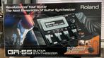 Roland GR-55 Guitar Synthesizer + GK-3 pickup inclusief doos, Ophalen, Zo goed als nieuw