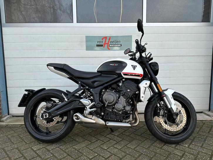 Triumph TRIDENT 660 ABS (bj 2021), Motoren, Motoren | Triumph, Bedrijf, Sport, meer dan 35 kW, ABS, Handvatverwarming, LED Verlichting