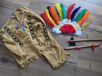 Indianenpak met veren totum pijp en bijl maat 128 indiaan, Kinderen en Baby's, Carnavalskleding en Verkleedspullen, Ophalen of Verzenden