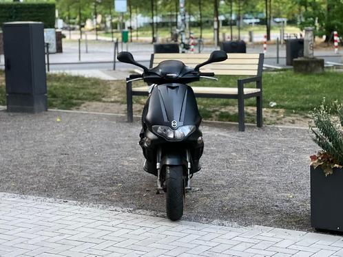 Gilera runner 50cc SP 2001 16500km, Fietsen en Brommers, Brommers | Tuning en Styling, Gebruikt, Ophalen