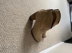 Super mooie UGG laarsjes in Camel maat 37 zo goed als nieuw, Kleding | Dames, Schoenen, UGG, Schoenen met lage hakken, Overige kleuren