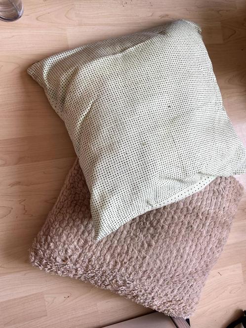kussen, Huis en Inrichting, Woonaccessoires | Kussens, Zo goed als nieuw, Vierkant, Ophalen