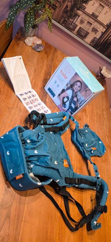 Tula Free to Grow Draagzak , kleur petrol, hartjes, playdate beschikbaar voor biedingen