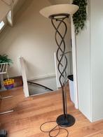 Mooie sierlijke vloerlamp met dimmer., Ophalen, Zo goed als nieuw, Metaal, 150 tot 200 cm