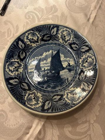 Delfts blauw bord, beschikbaar voor biedingen