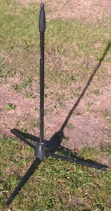 Microfoonstatief, gebruikt beschikbaar voor biedingen