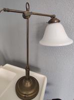 Vintage bureaulamp of tafellamp messing en melkglas Art Deco, Ophalen
