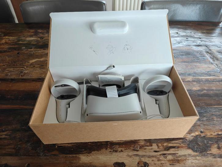 Oculus Quest 2, wit, goede conditie, Spelcomputers en Games, Virtual Reality, Zo goed als nieuw, Overige platformen, VR-bril, Ophalen