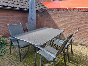 Tuinset beschikbaar voor biedingen