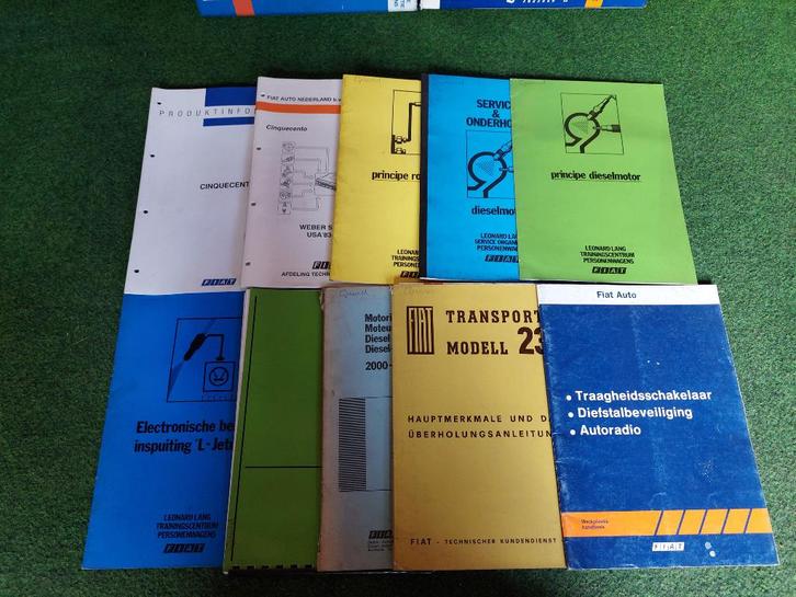 Partij van 37 Originele Fiat Werkplaatshandboeken, Auto diversen, Handleidingen en Instructieboekjes, Ophalen
