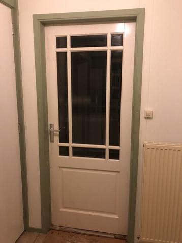 Nieuwe grote deur beschikbaar voor biedingen