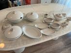 Antiek Porseleinen Servies, Huis en Inrichting, Complete eetkamers, Ophalen, Gebruikt