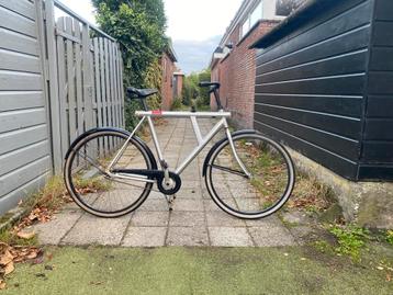Hippe VANMOOF VAN MOOF 28 inch beschikbaar voor biedingen
