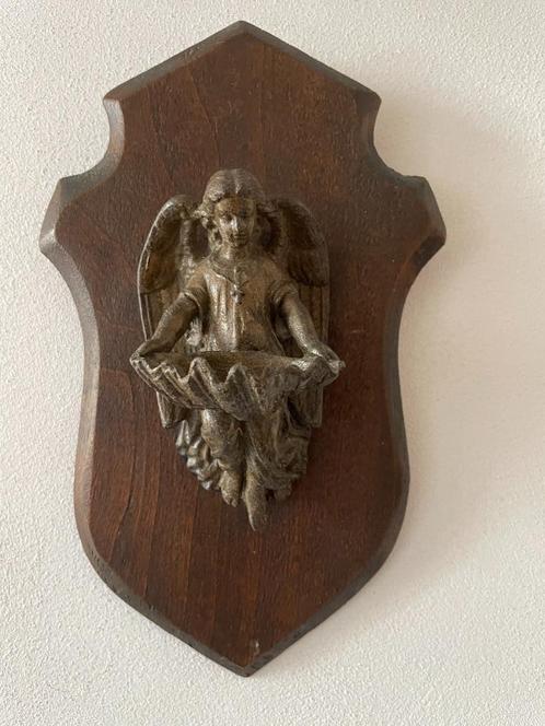 Super mooi antiek wijwatervaatje met bronzen Engeltje, Verzamelen, Religie, Beeld(je), Verzenden
