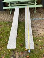 Oprijplaten 2 stuks 250 cm lang en 25 cm breed, Auto diversen, Ophalen, Gebruikt