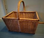 Stevige vintage mand, Ophalen, Rechthoekig, Riet