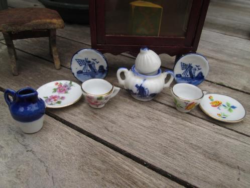 Poppenhuis Servies Kop & Schotel Bordjes Kan & Suikerpot ?, Verzamelen, Poppenhuizen en Toebehoren, Zo goed als nieuw, Poppenhuis