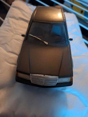 Modelauto Mercedes-Benz 190E beschikbaar voor biedingen