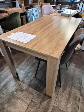 eettafel nieuw beschikbaar voor biedingen