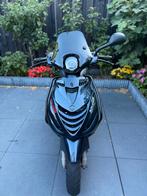 Piaggio zip 4t 50cc, Fietsen en Brommers, Scooters | Piaggio, Ophalen, Maximaal 45 km/u, Zip, Zo goed als nieuw