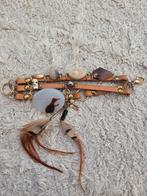 Unieke lederen armband met bedels vh merk Mippies, Sieraden, Tassen en Uiterlijk, Met edelsteen, Bruin, Leer, Ophalen of Verzenden