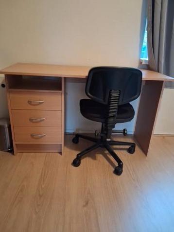 Bureau - 120x48x72 cm beschikbaar voor biedingen