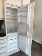 Whirlpool inbouw koelkast met vriezer, Witgoed en Apparatuur, Vriezers en Diepvrieskisten, Ophalen, Gebruikt, Minder dan 60 cm