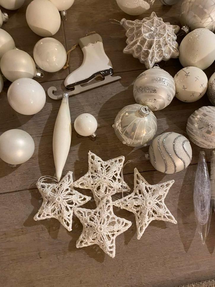 Kerstversiering wit/parelmoer/zilver, Diversen, Kerst, Gebruikt, Ophalen of Verzenden