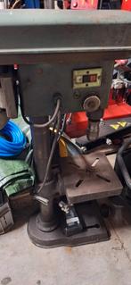 Kolomboormachine op krachtstroom, Ophalen, Gebruikt, 600 watt of meer, Kolomboormachine