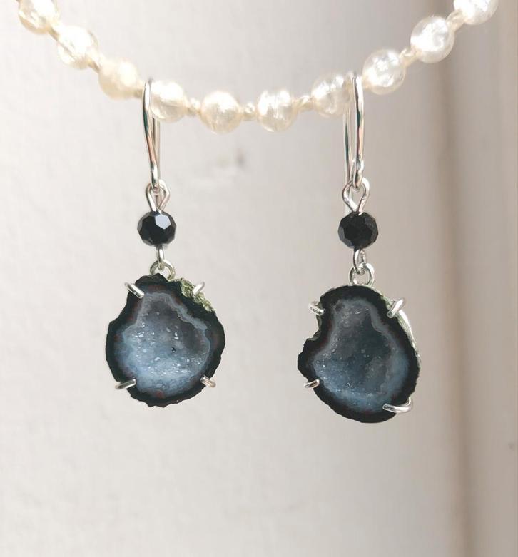 Prachtige zilveren geode oorbellen met Onyx, Sieraden, Tassen en Uiterlijk, Kettingen, Nieuw, Zilver, Blauw, Met edelsteen, Ophalen of Verzenden