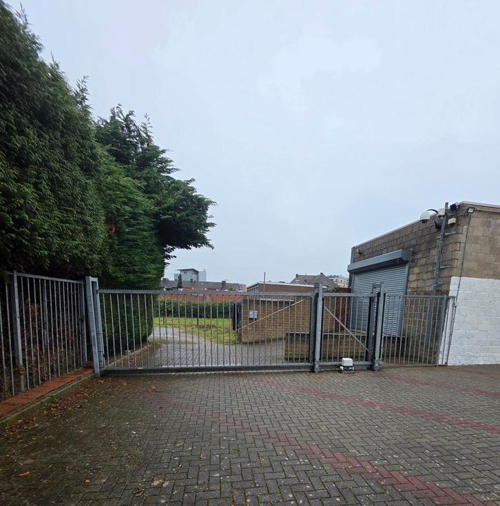 Elektrische poort met hekwerk, Tuin en Terras, Tuinhekken en Hekwerk, Gebruikt, Spijlenhekwerk, IJzer, Met poort, Ophalen of Verzenden